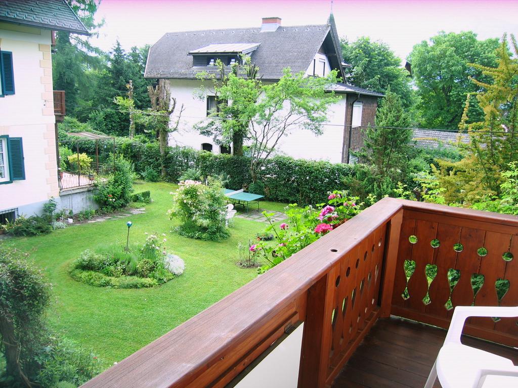 Gaestehaus Sonnenwinkel - Villa Roesler Saint Wolfgang Habitación foto