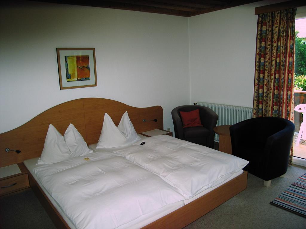 Gaestehaus Sonnenwinkel - Villa Roesler Saint Wolfgang Habitación foto